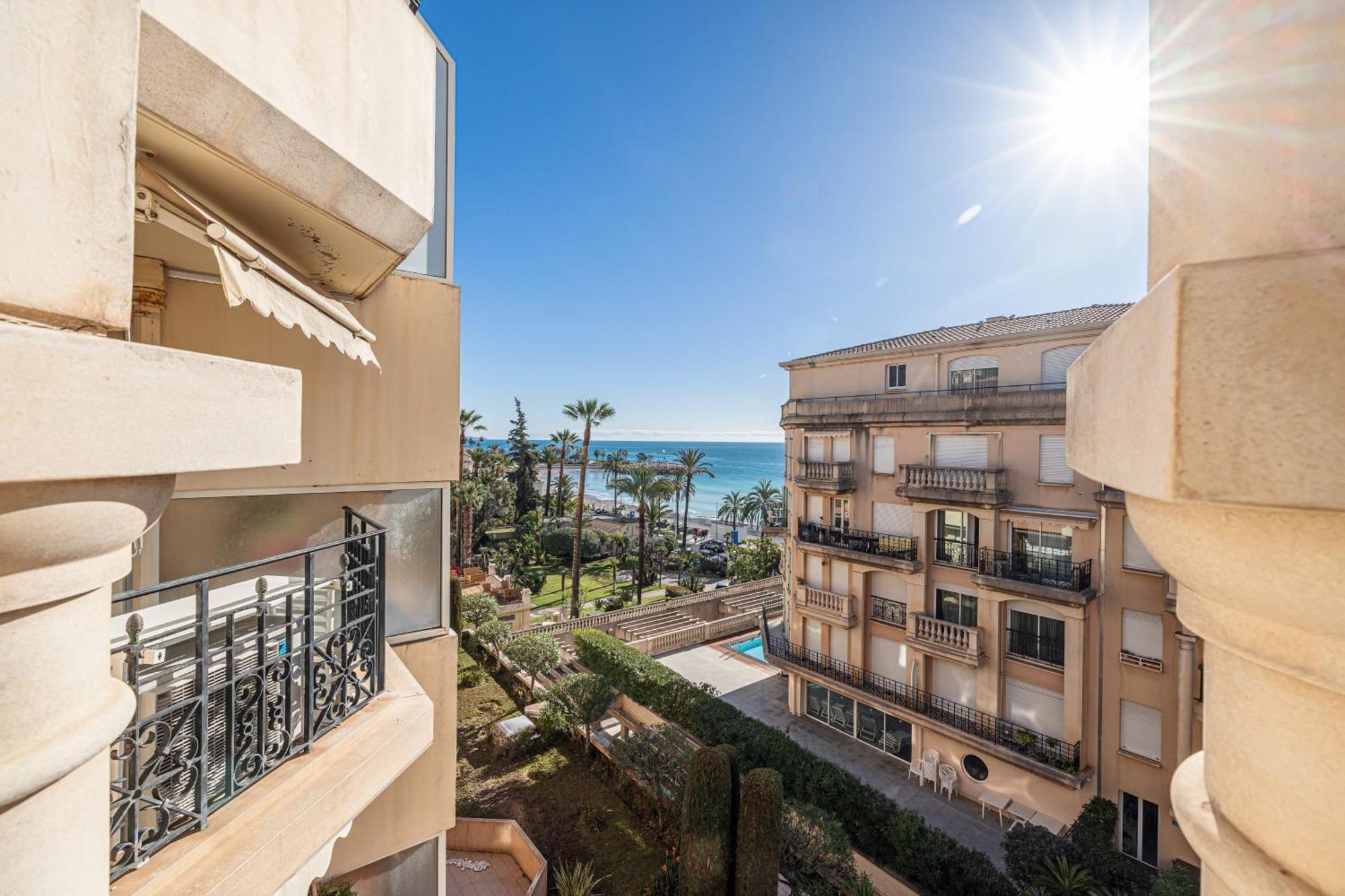St.Roch : Vue Mer, Parking, Clim Menton Dış mekan fotoğraf