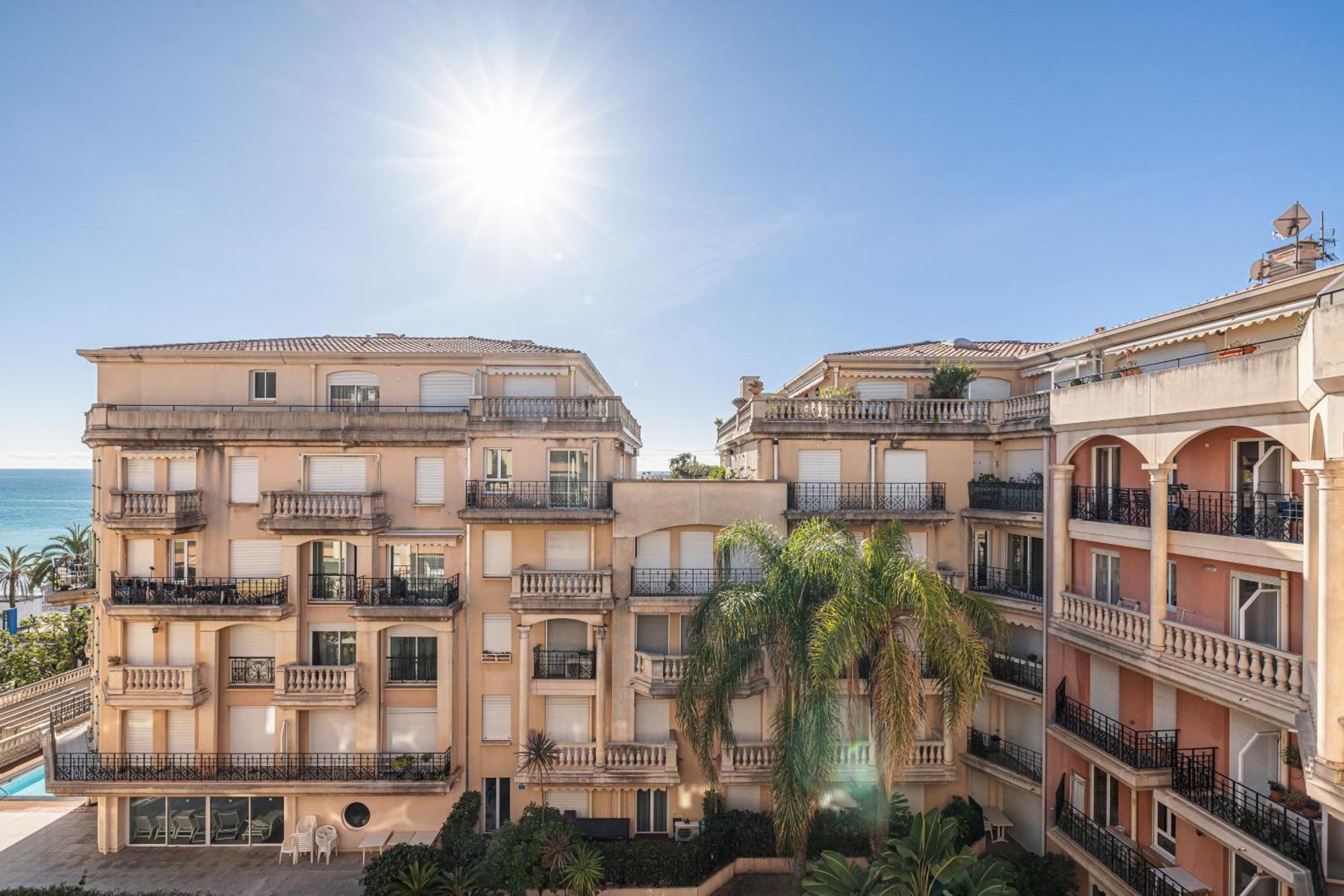 St.Roch : Vue Mer, Parking, Clim Menton Dış mekan fotoğraf